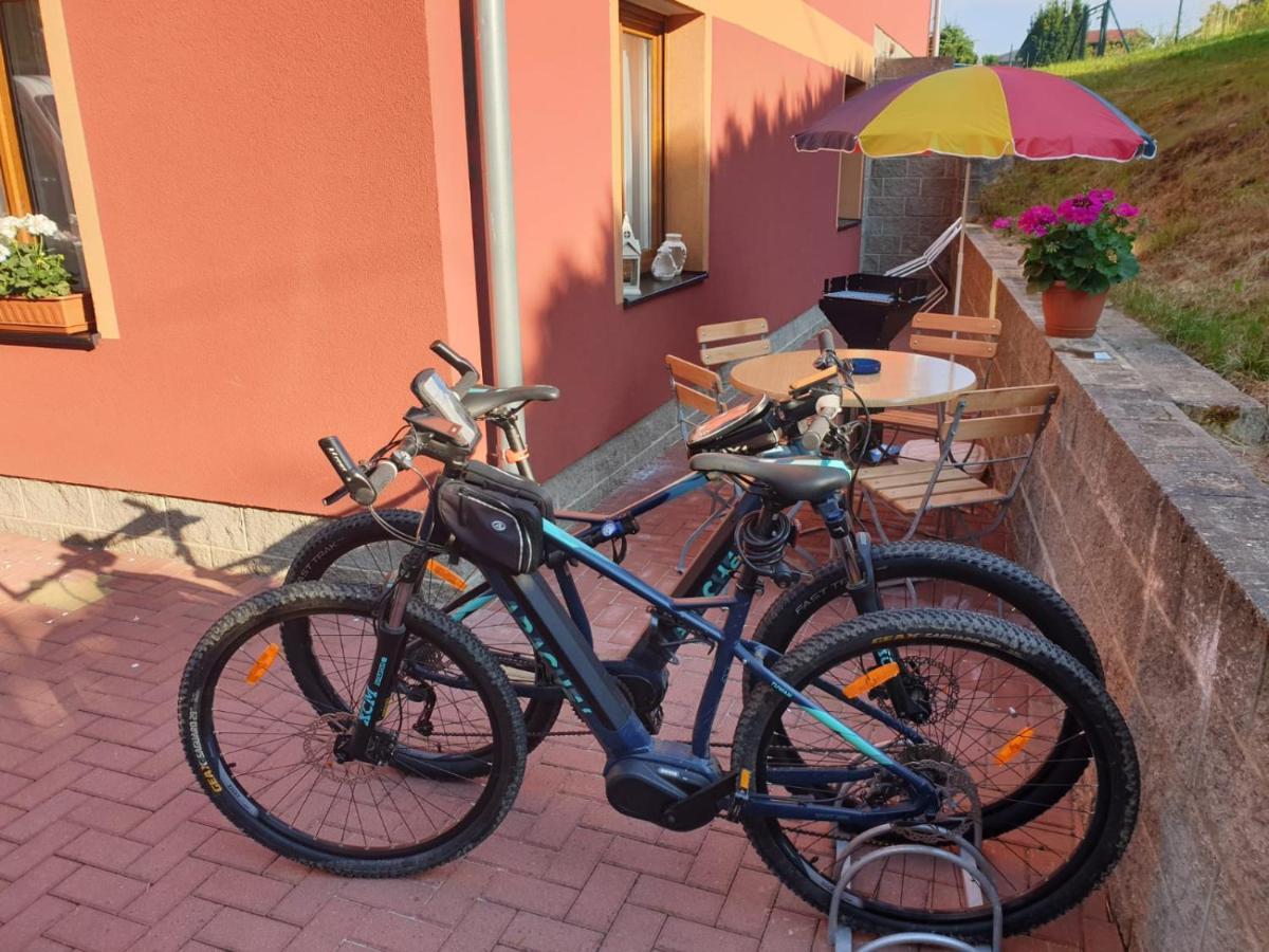 Apartmán Dominhaus Cheb Esterno foto