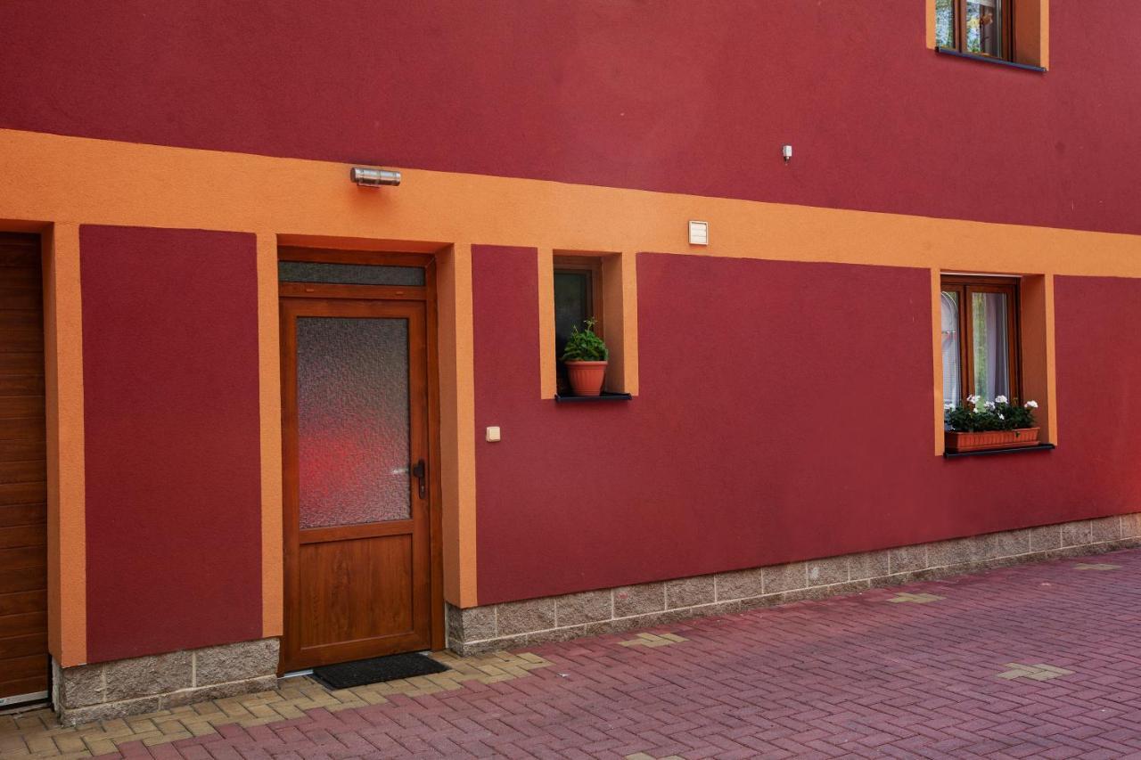 Apartmán Dominhaus Cheb Esterno foto